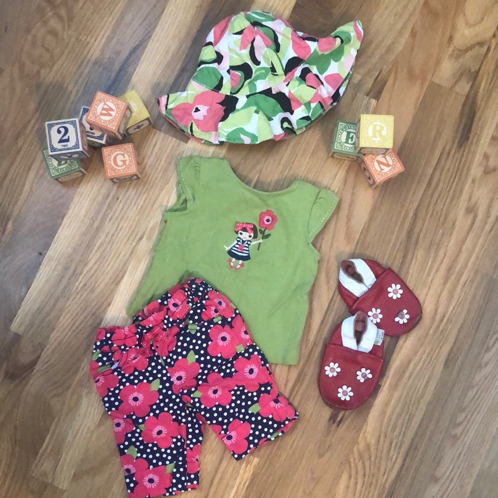 Adorable Gymboree Baby Outfit
